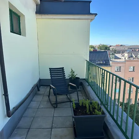 Utulny V Centru S Velkou Terasou Apartment Ostrava