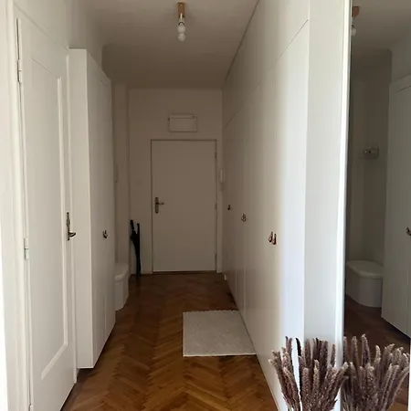 Apartmán Utulny V Centru S Velkou Terasou *