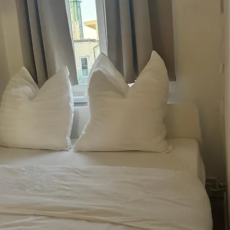 Utulny V Centru S Velkou Terasou