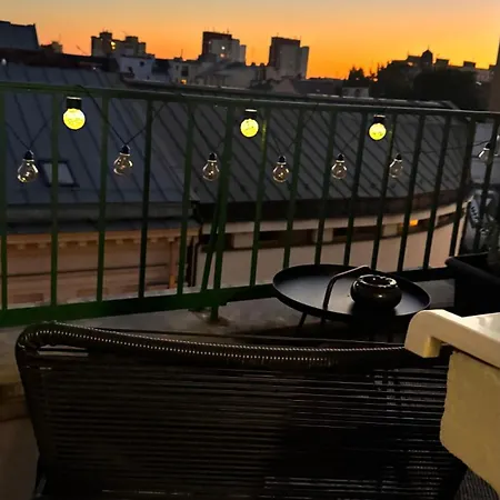 Utulny V Centru S Velkou Terasou Apartmán