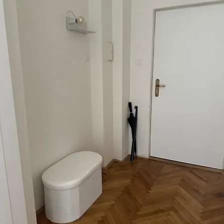 Apartman Utulny V Centru S Velkou Terasou