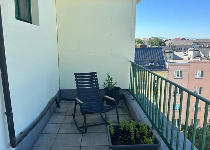 Utulny V Centru S Velkou Terasou Apartment Ostrava