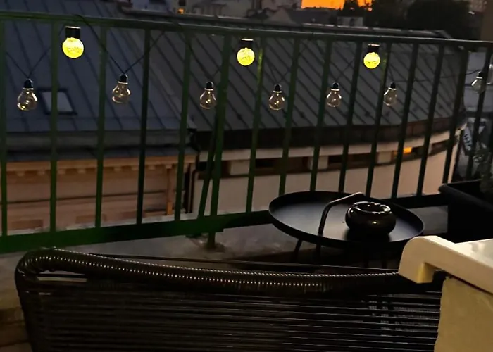 Utulny V Centru S Velkou Terasou Apartment